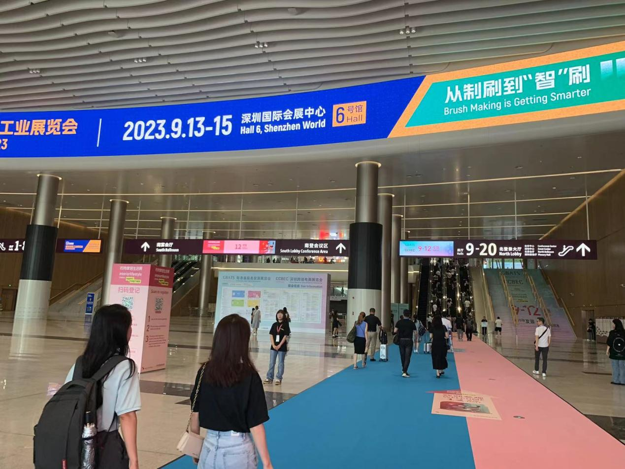 Apakah produk Perkakasan yang merupakan produk laris dijual di platform e-dagang rentas sempadan?